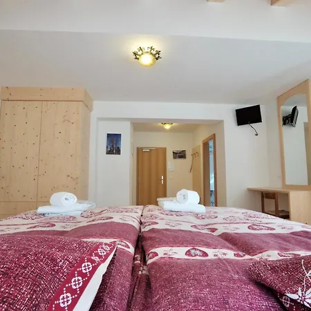 Oda ve Kahvaltı Rifugio Palafavera Val di Zoldo