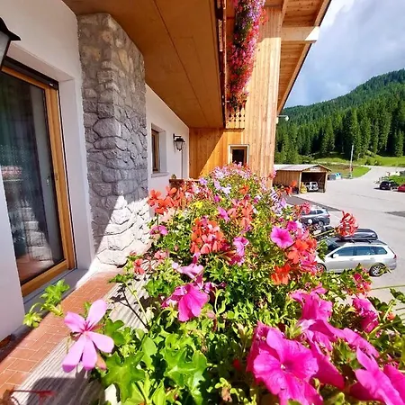 Rifugio Palafavera Bed & Breakfast Zoldo Alto