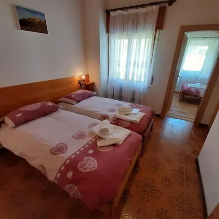 Rifugio Palafavera 3* ואל די זולדו