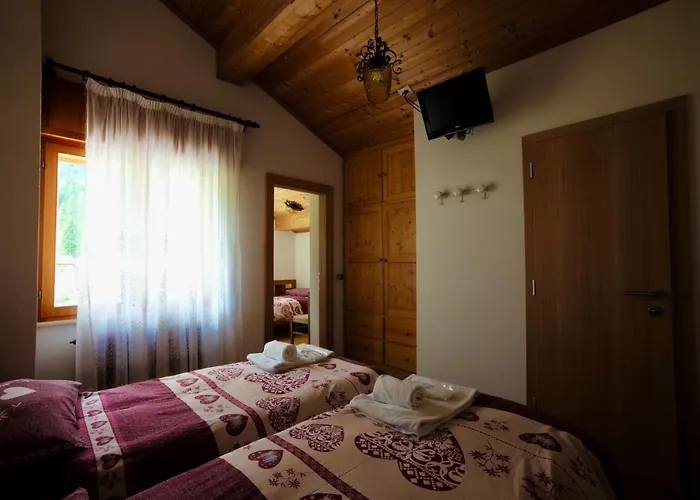 Rifugio Palafavera Валь-ди-Цольдо