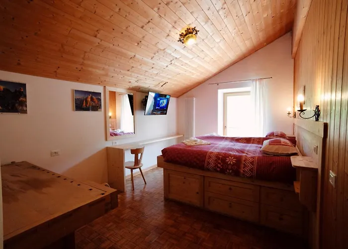 Rifugio Palafavera Валь-ди-Цольдо